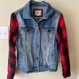Hey! Plaid Jeans Jacket here!